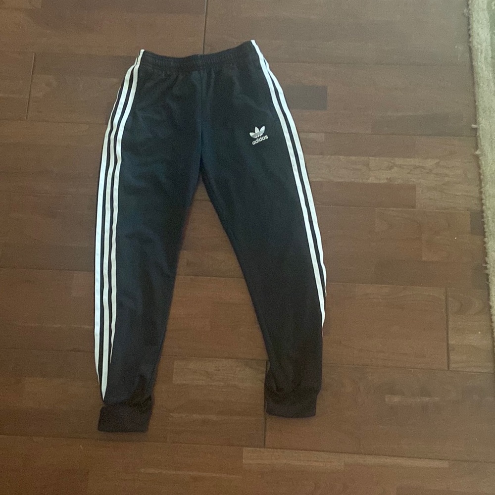 Adidas pants 11-12 Y could fit 00